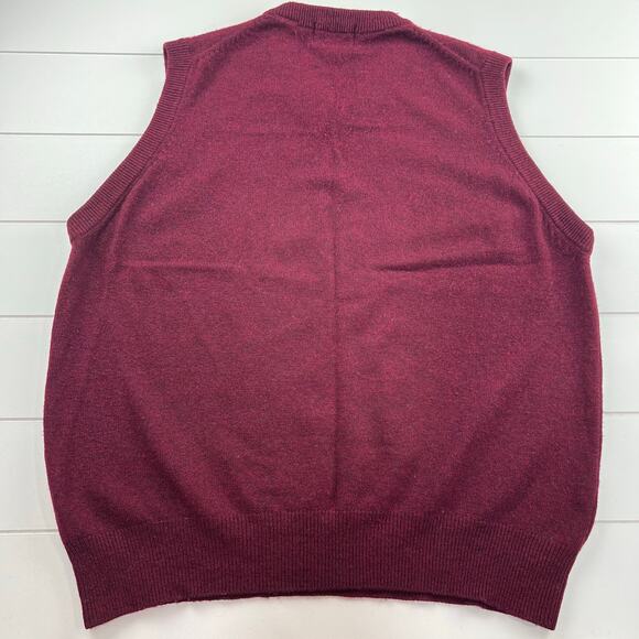 Pendleton maroon Vintage V-neck Sweater Vest men’s size Medium - Picture 2 of 5